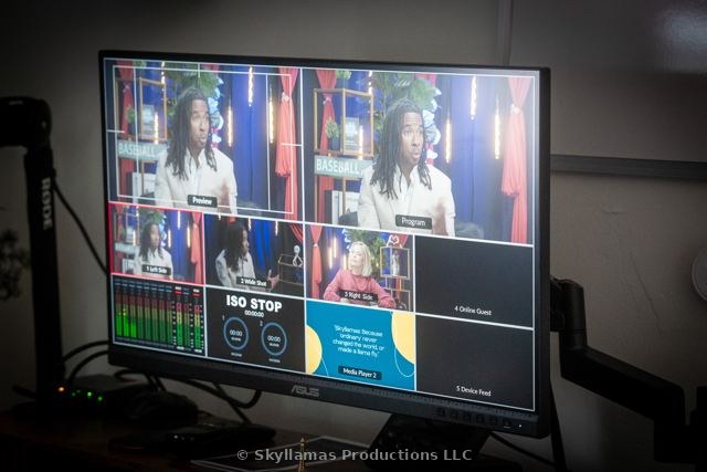 Keith McPherson on the set of The Superstar Denise Show™